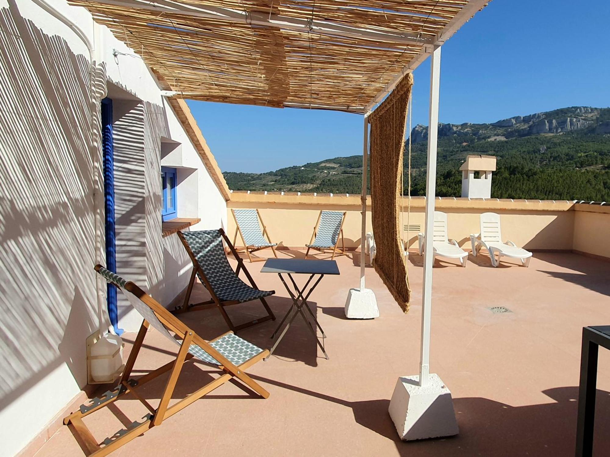Atico Guadalest Rooftop Apartment With 360º Views And Art 外观 照片